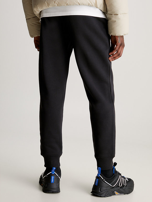 black joggingbroek van fleece-katoenmix voor heren - calvin klein jeans