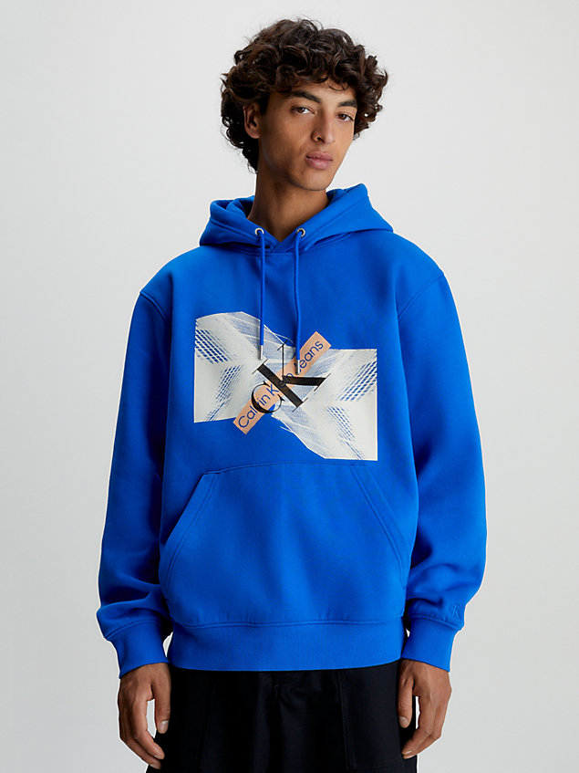 blue relaxed hoodie met grafisch logo voor heren - calvin klein jeans