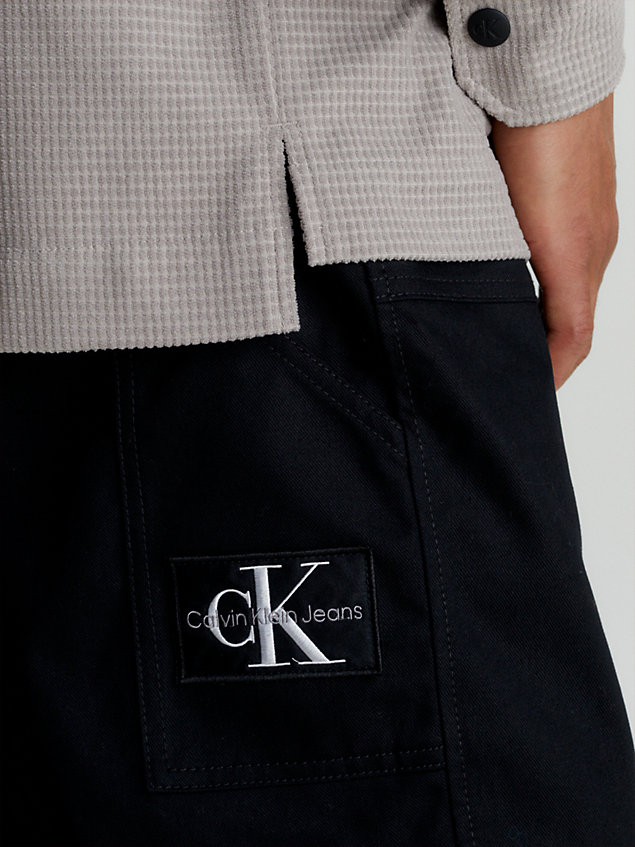 black proste praktyczne spodnie płócienne dla mężczyźni - calvin klein jeans