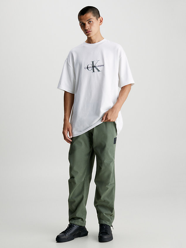 t-shirt en coton avec monogramme white pour hommes calvin klein jeans