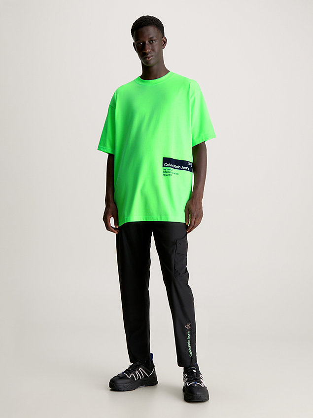 camiseta oversize con logo tape green de hombre calvin klein jeans