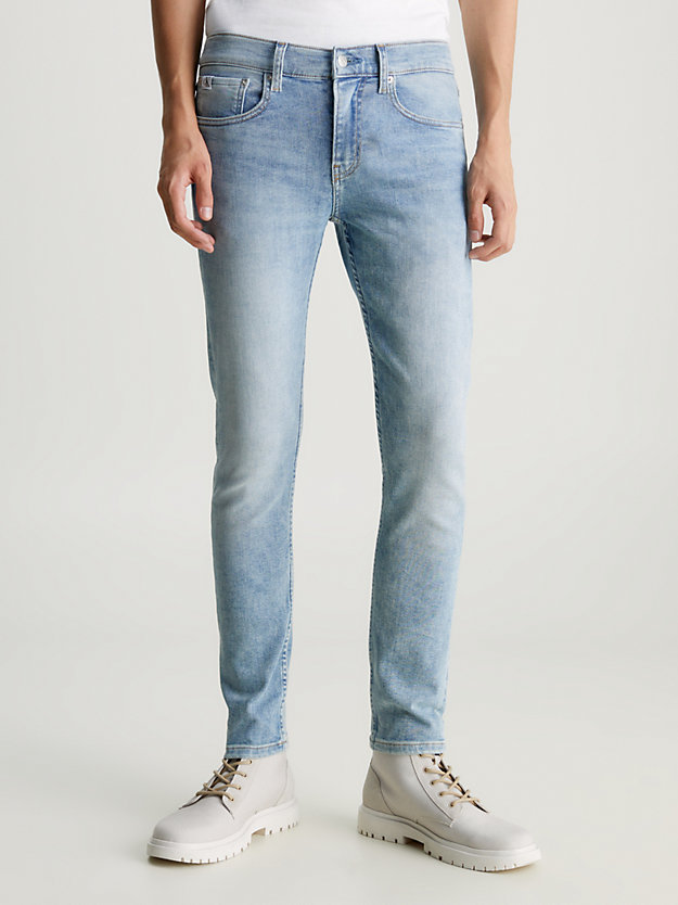 denim light jeansy skinny dla mężczyźni - calvin klein jeans