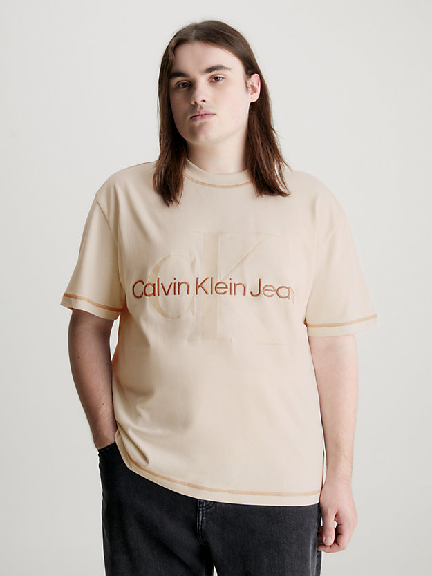 ivory relaxed monogram t-shirt for men calvin klein jeans