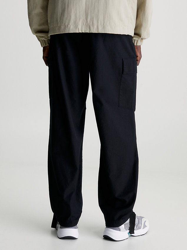 black bojówki z bawełny ripstop dla mężczyźni - calvin klein jeans