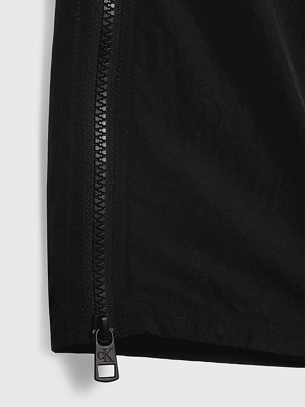 ck black fallschirmhose mit seitlichem reißverschluss für herren - calvin klein jeans