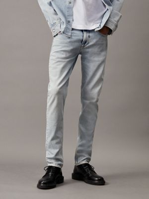 jean slim tapered denim pour hommes calvin klein jeans