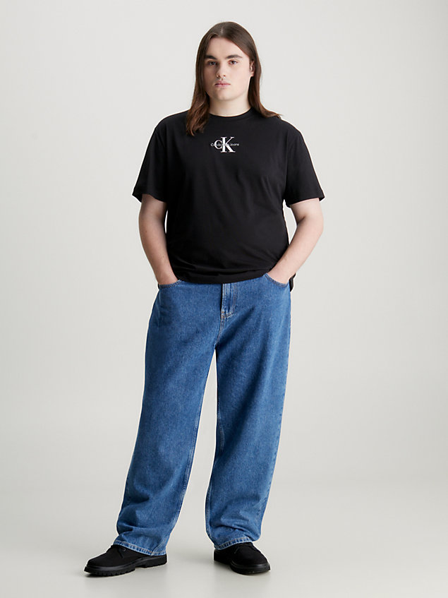 black t-shirt plus size z monogramem dla mężczyźni - calvin klein jeans