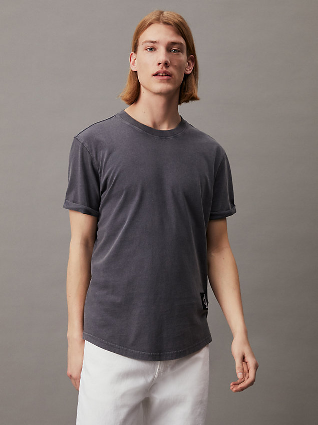 camiseta de algodón lavado con insignia grey de hombres calvin klein jeans