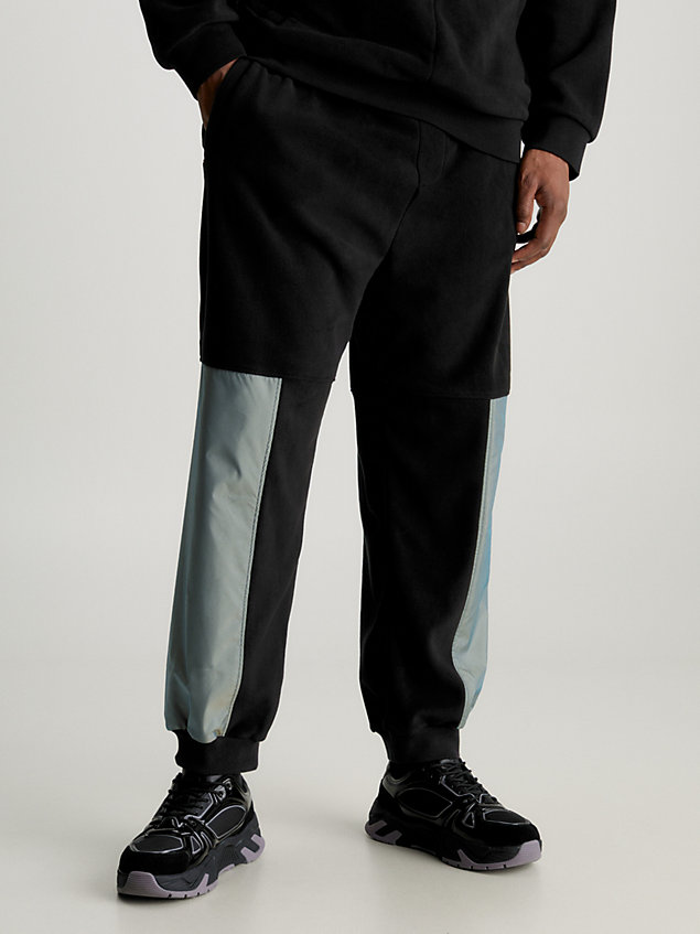 black luźne spodnie dresowe z polaru dla mężczyźni - calvin klein jeans