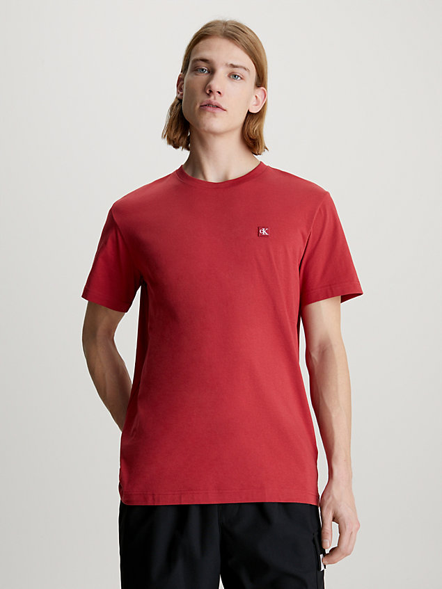 red t-shirt mit monogramm für herren - calvin klein jeans