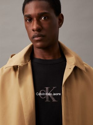 Lässiges Monogramm-T-Shirt mit Waffelstruktur Calvin Klein  