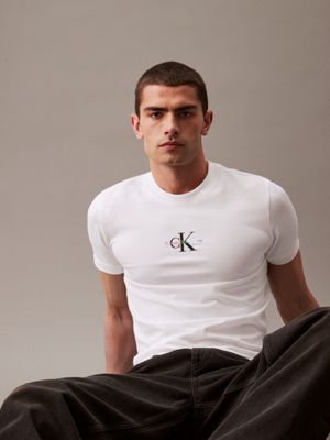 Schmales Monogramm-T-Shirt - Pride Calvin Klein® | J30J325812YAF