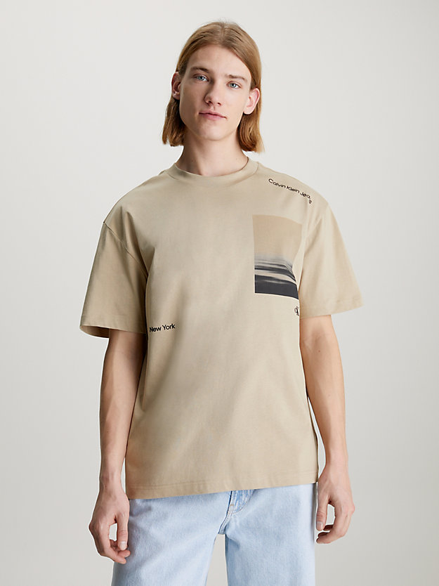 t-shirt avec imprimé photo travertine pour hommes calvin klein jeans