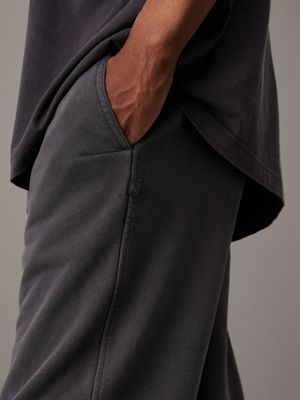 pantalon de jogging en coton délavé ebony pour hommes calvin klein jeans