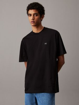 black relaxed badge t-shirt for men calvin klein jeans