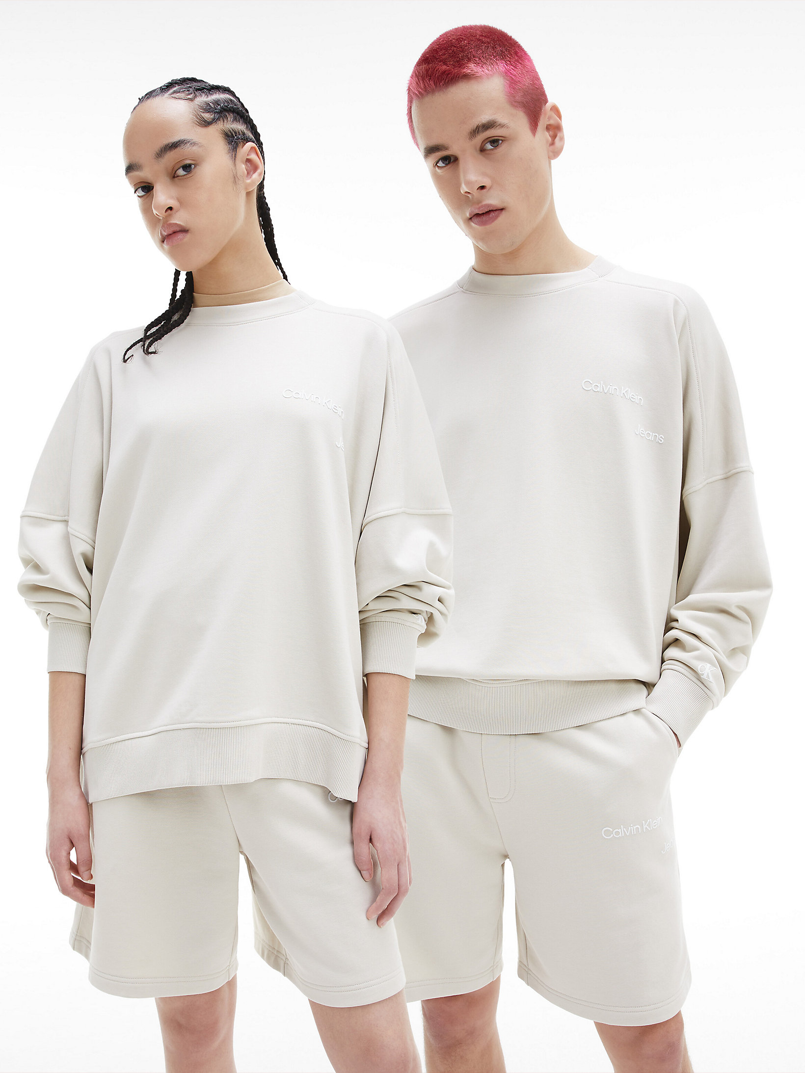 Eggshell > Unisex Oversized Sweatshirt > undefined unisex - Calvin Klein