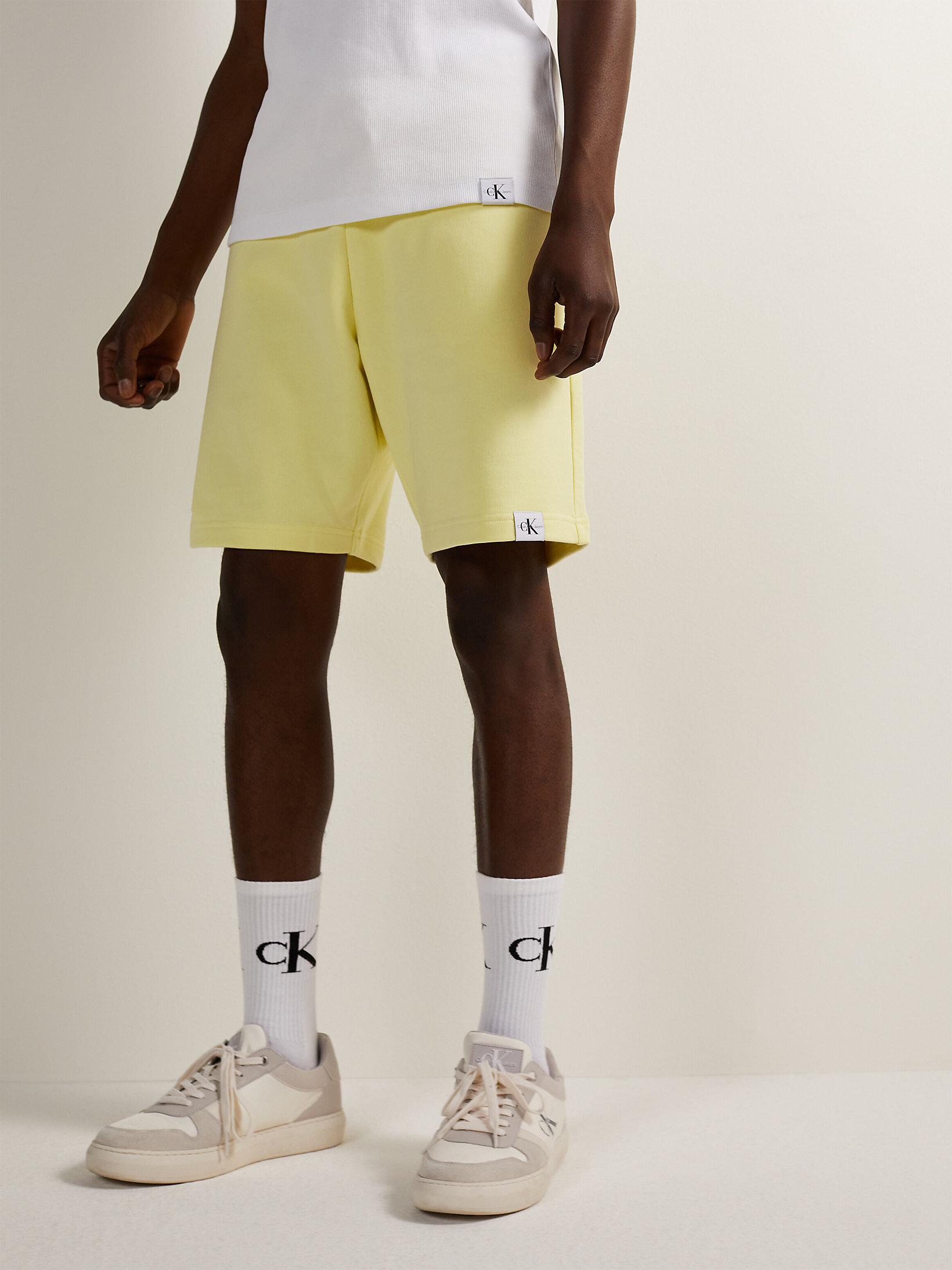 Lemon Chiffon > Unixex Jogging-Shorts Aus Bio-Baumwolle > undefined unisex - Calvin Klein