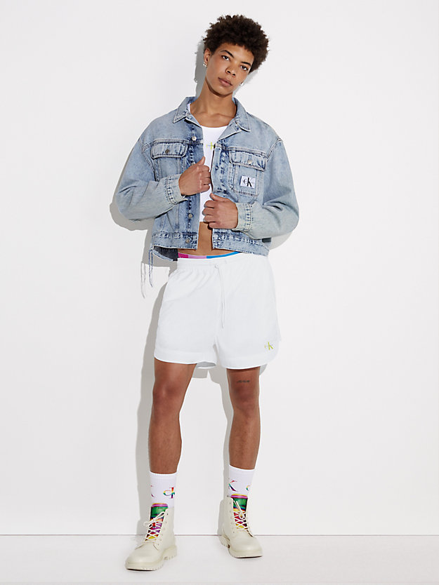 pantaloncini in nylon riciclato - pride bright white da unisex calvin klein jeans