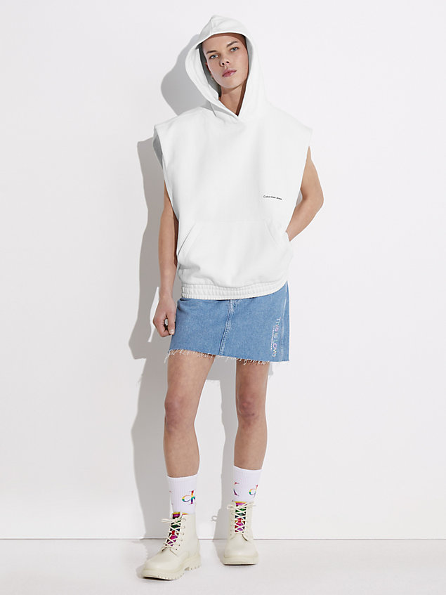 white unisex mouwloze hoodie - pride voor unisex - calvin klein jeans