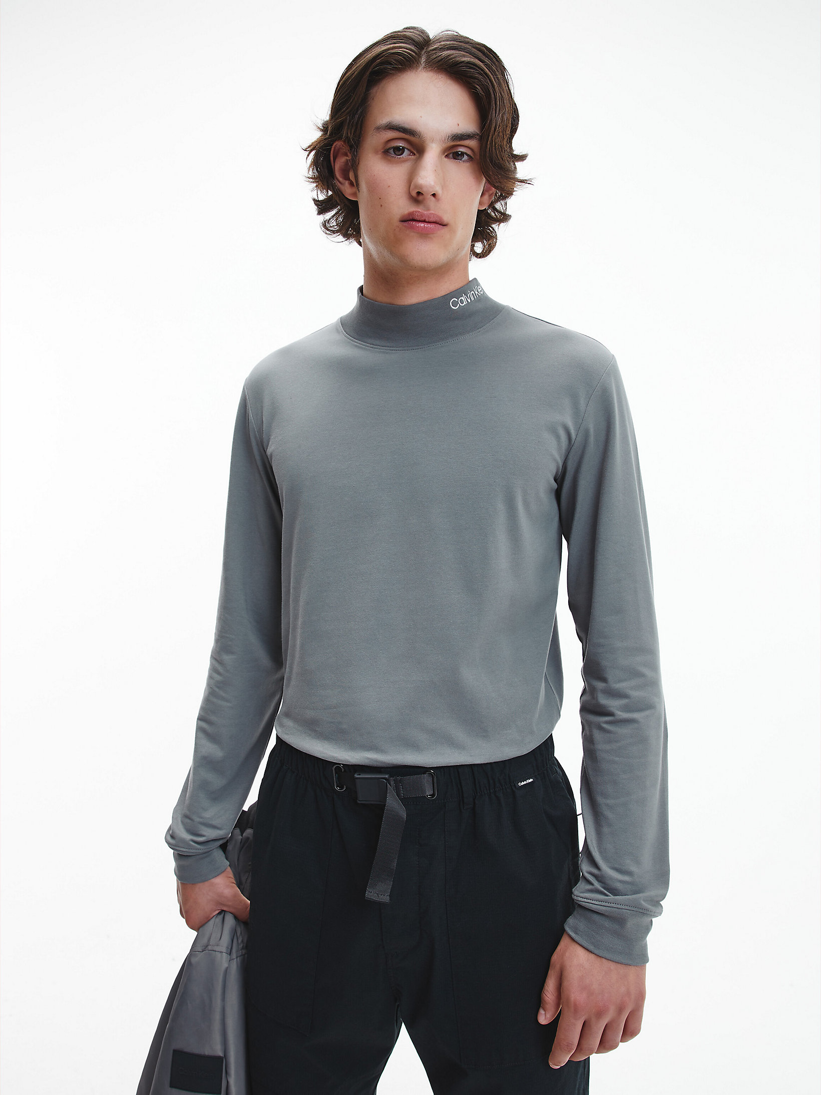 T-shirt slim à manches longues avec col cheminée Calvin Klein Fille Vêtements Tops & T-shirts T-shirts Manches longues 