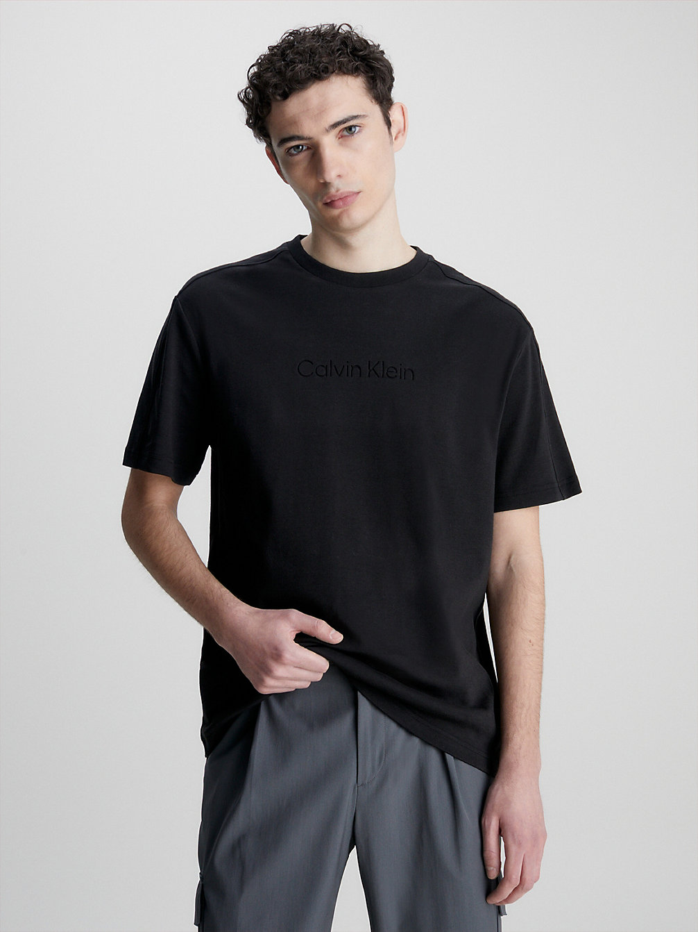 Camiseta De Algodón Orgánico Con Logo > CK BLACK > undefined hombre > Calvin Klein
