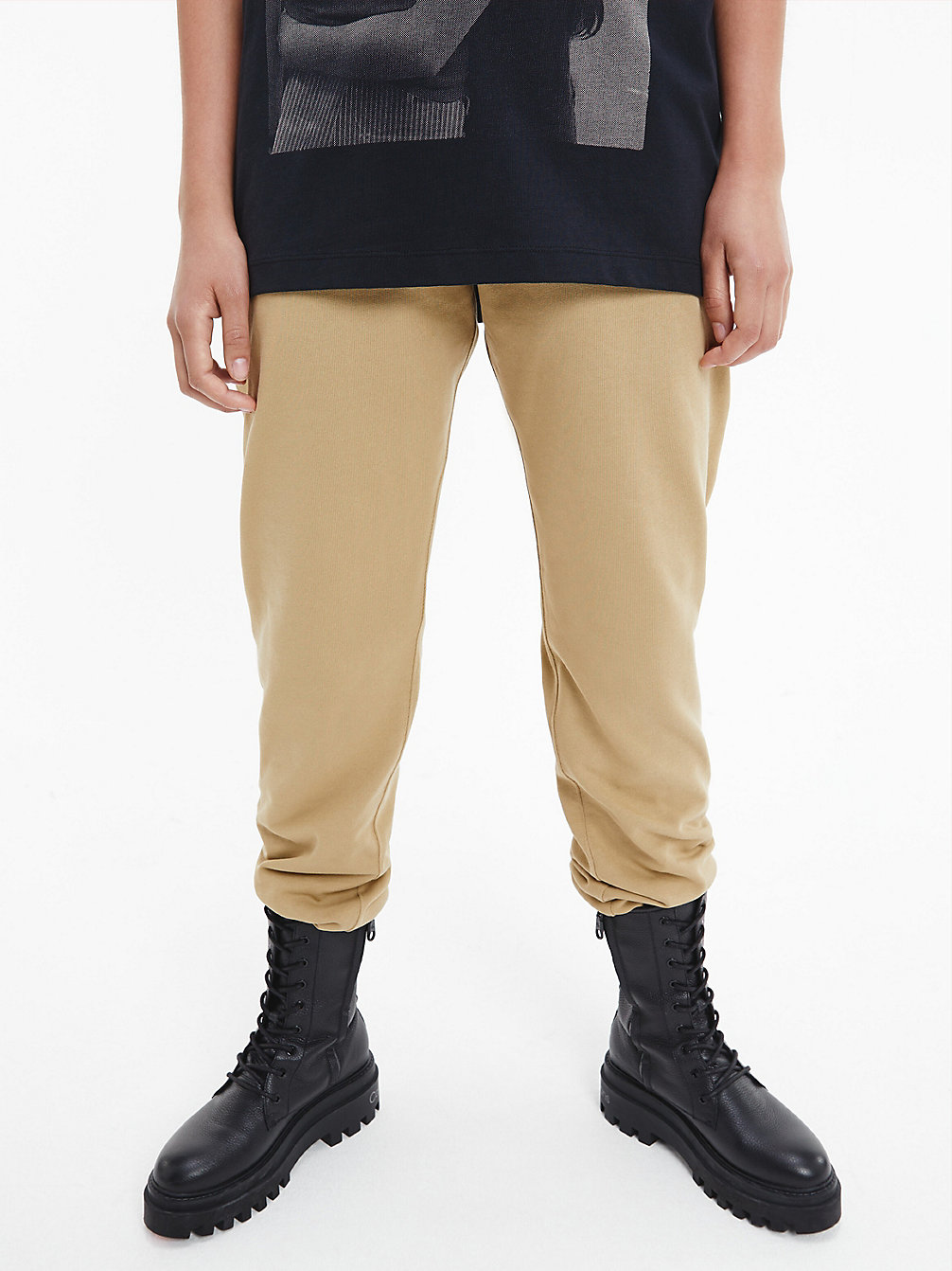 Pantaloni Da Tuta Relaxed Unisex- CK Standard > NETTLE > undefined unisex > Calvin Klein