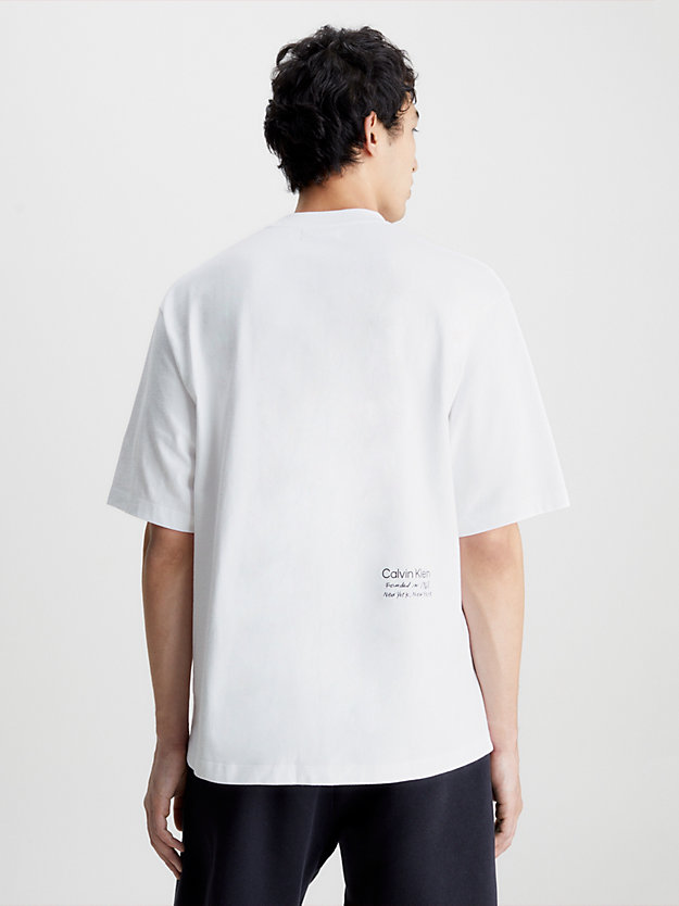 BRILLIANT WHITE Swobodny T-shirt Unisex - CK Standards dla Mężczyźni CALVIN KLEIN
