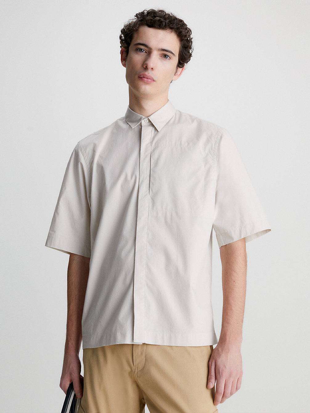 STONY BEIGE Camicia In Popeline Taglio Squadrato undefined uomo Calvin Klein