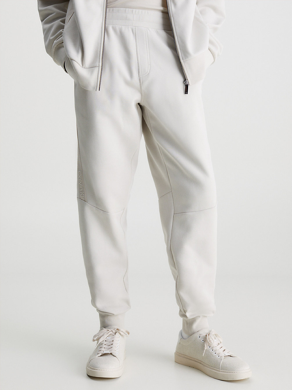 STONY BEIGE > Swobodne Spodnie Dresowe Z Logo > undefined Mężczyźni - Calvin Klein