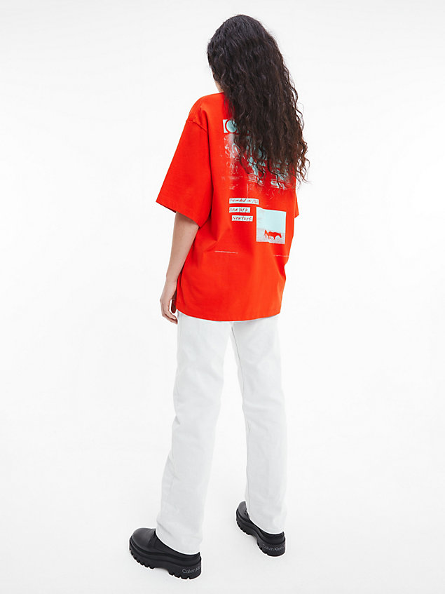 red unisex-t-shirt mit print – ck standards für herren - calvin klein