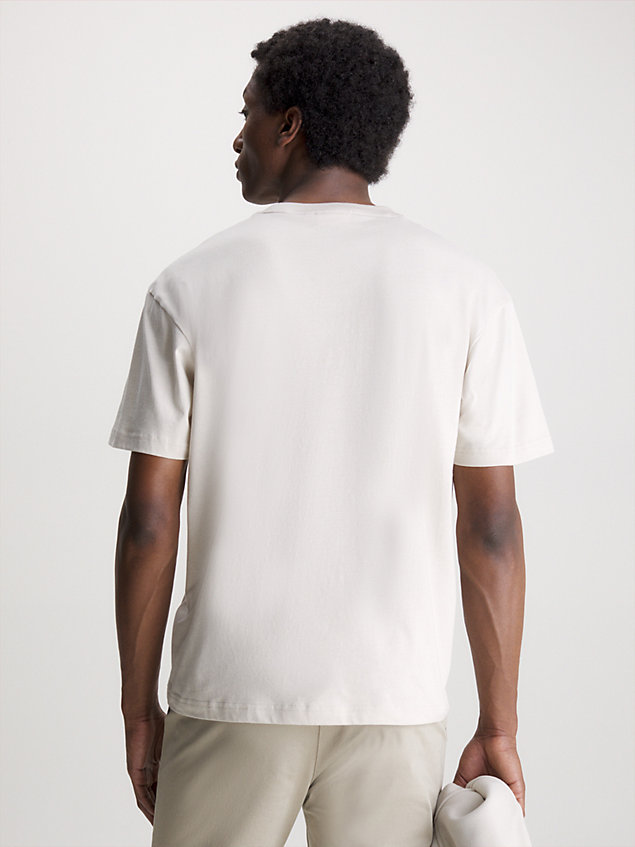t-shirt con logo in cotone beige da uomo calvin klein