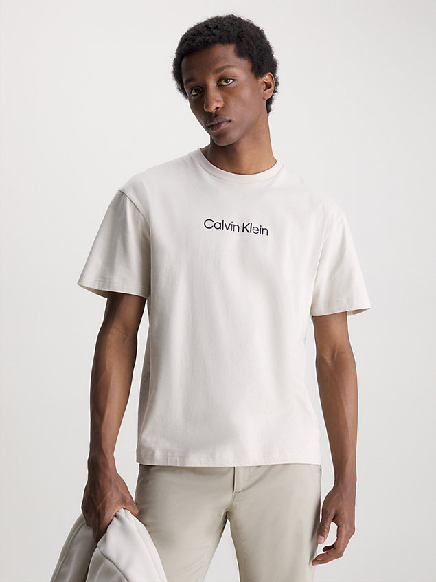 beige bawełniany t-shirt z logo dla mężczyźni - calvin klein