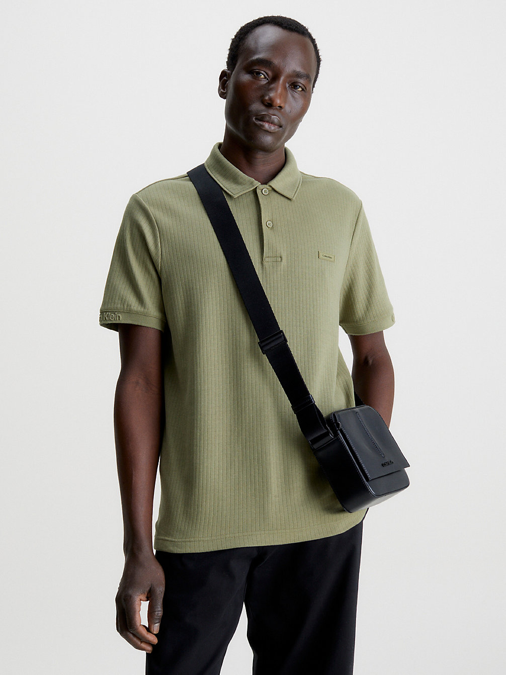 DELTA GREEN > Prążkowana Koszulka Polo Z Logo > undefined Mężczyźni - Calvin Klein
