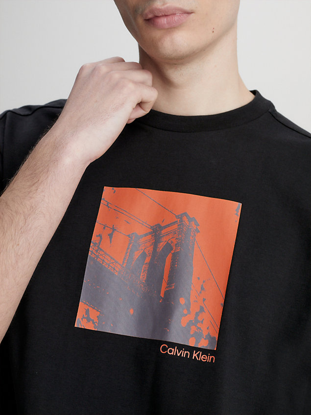 black t-shirt mit fotoprint für herren - calvin klein
