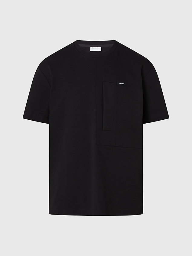 black t-shirt mit tasche aus mesh in großen größen für herren - calvin klein