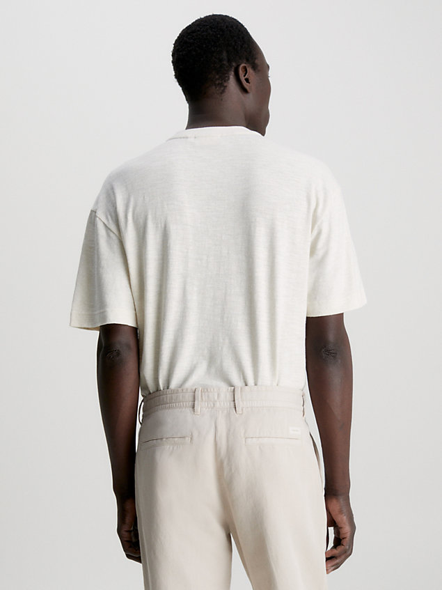 white t-shirt z mieszanki lnu dla mężczyźni - calvin klein