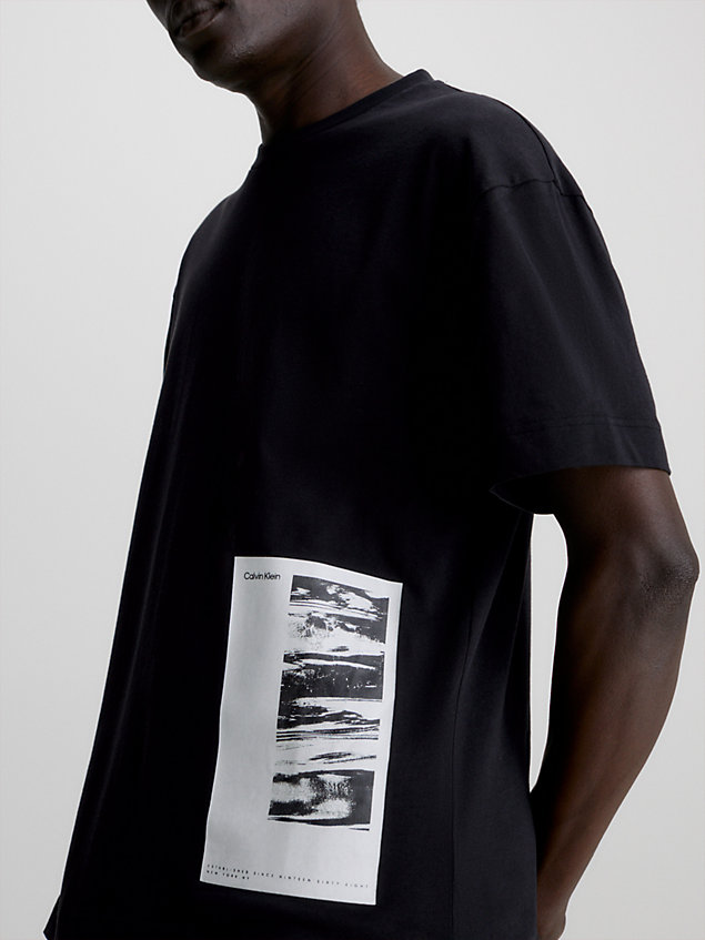 black cotton graphic t-shirt for men calvin klein