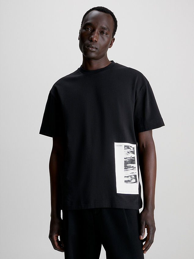 t-shirt en coton graphique black pour hommes calvin klein