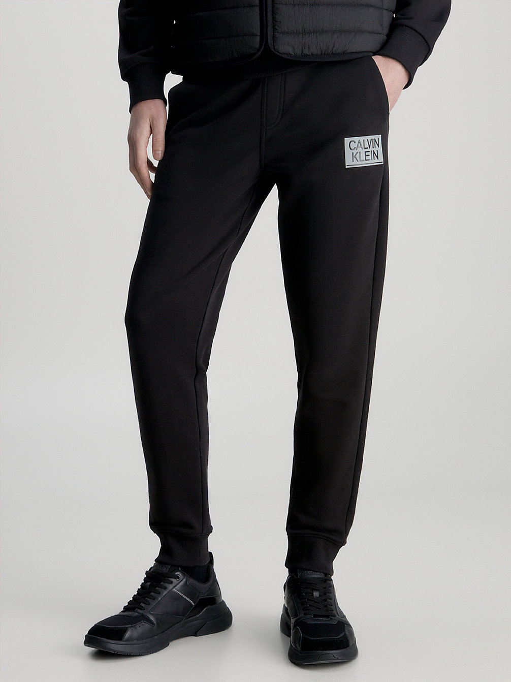 Pantaloni Da Tuta Con Logo In Cotone Biologico > CK BLACK > undefined uomo > Calvin Klein