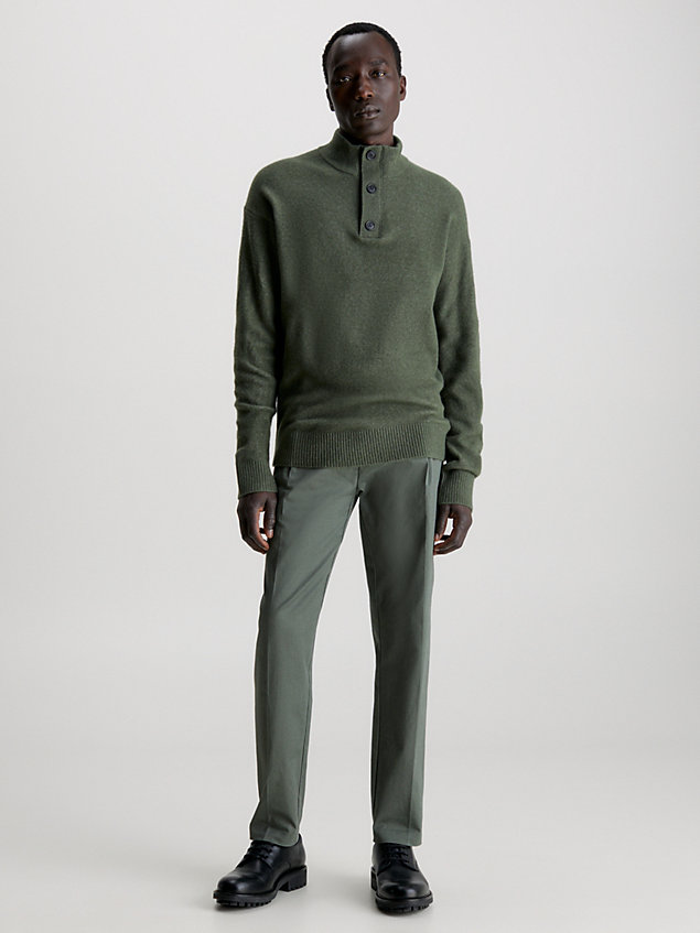 green sweter z guzikami pod szyją dla mężczyźni - calvin klein