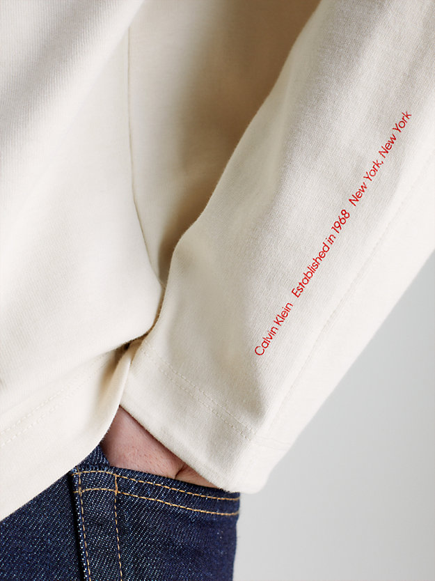 camiseta de manga larga unisex con estampado - ck standards bone white de hombre calvin klein