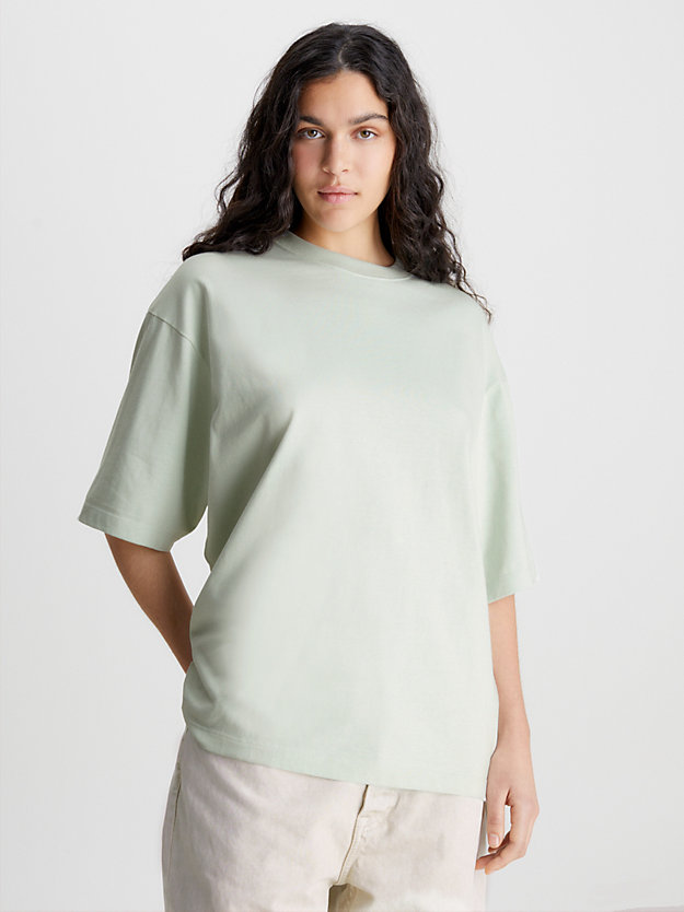 camiseta holgada unisex con estampado - ck standards green lily de hombre calvin klein