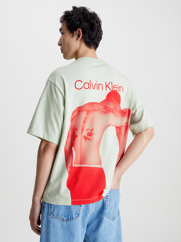 green unisex relaxed printed t-shirt - ck standards for men calvin klein