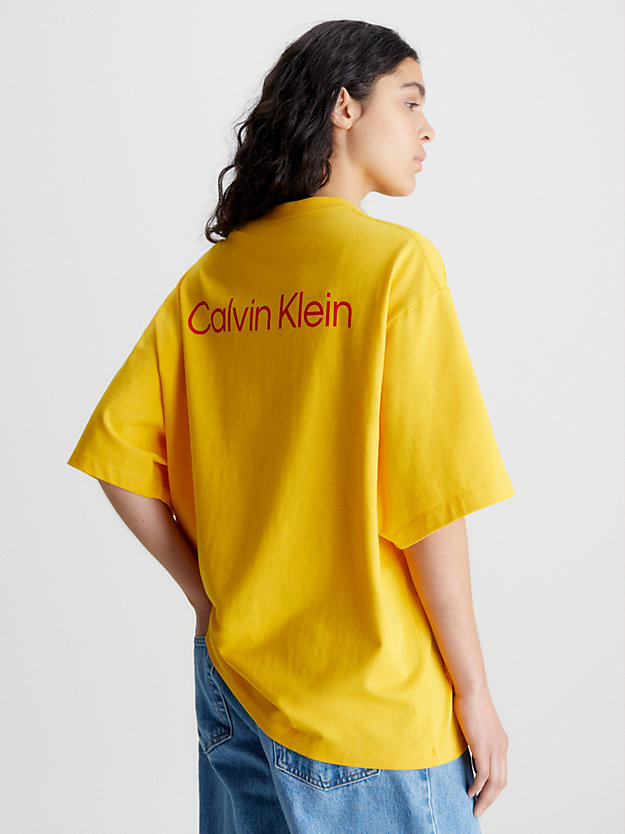 spectra yellow unisex relaxed printed t-shirt - ck standards for men calvin klein