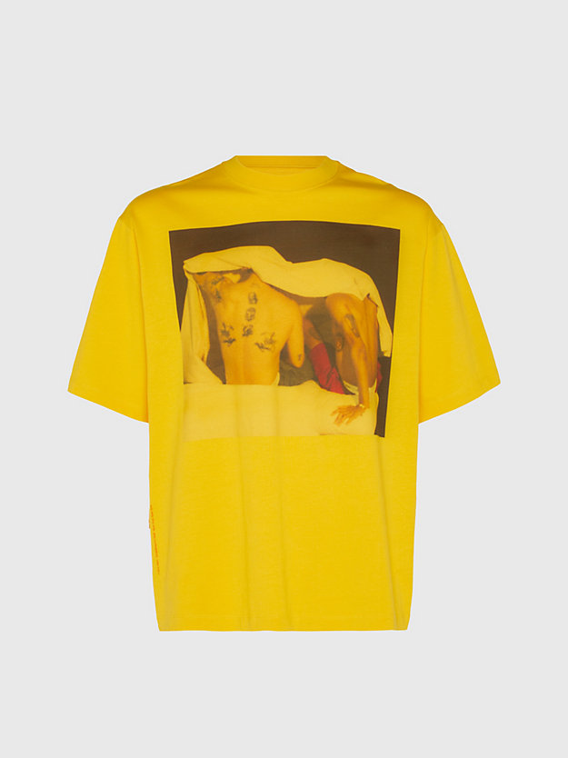 spectra yellow swobodny t-shirt unisex z nadrukiem - ck standards dla mężczyźni - calvin klein