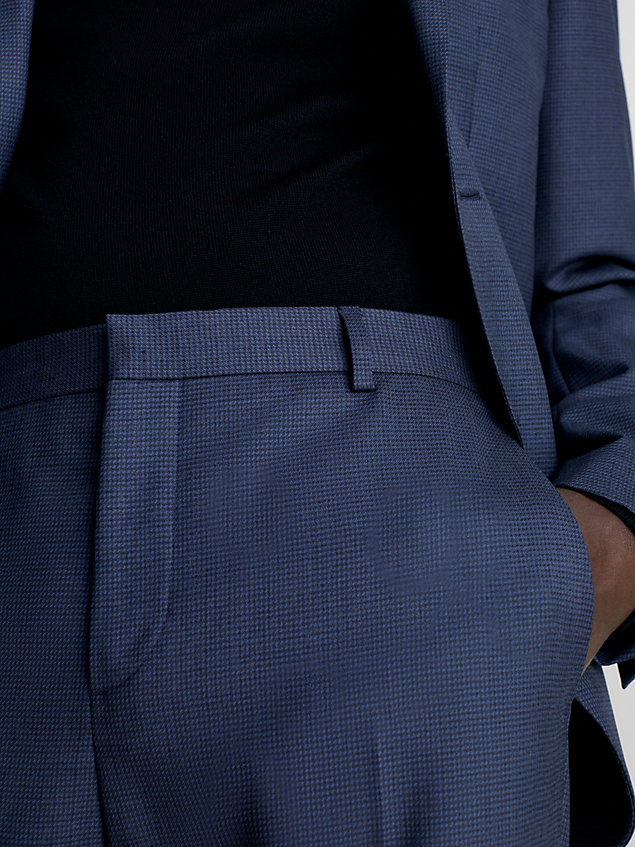 blue wąskie spodnie garniturowe w pepitkę dla mężczyźni - calvin klein