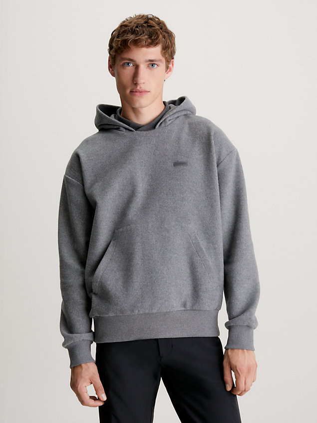 grey comfort-hoodie aus gebürstetem fleece für herren - calvin klein