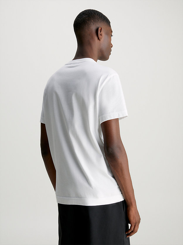 bright white cotton logo t-shirt for men calvin klein