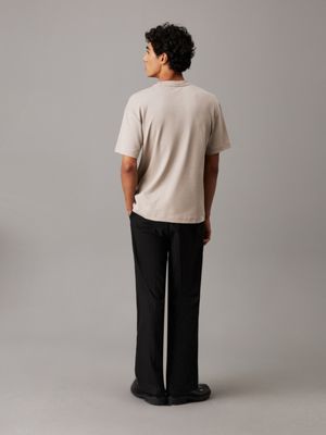 khaki relaxed t-shirt van interlock katoen voor heren - calvin klein