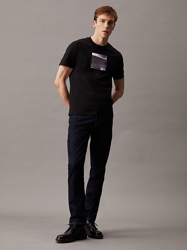 t-shirt avec imprimé graphique flouté ck black pour hommes calvin klein